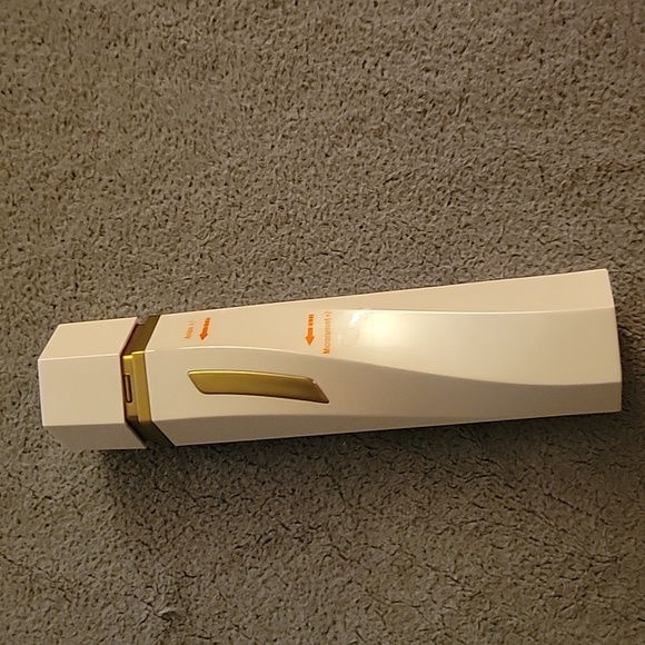 Microcurrent Eye Lift Device - Picture 5 of 5